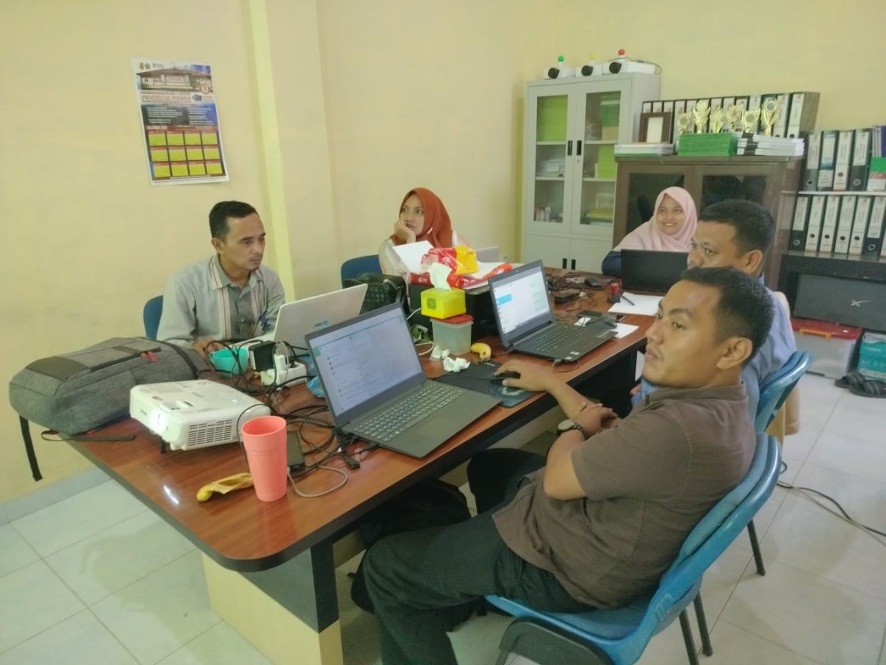 Rapat Pembahasan Kurikulum dan Penyusunan Jadwal Tahun Akademik 2024/2025