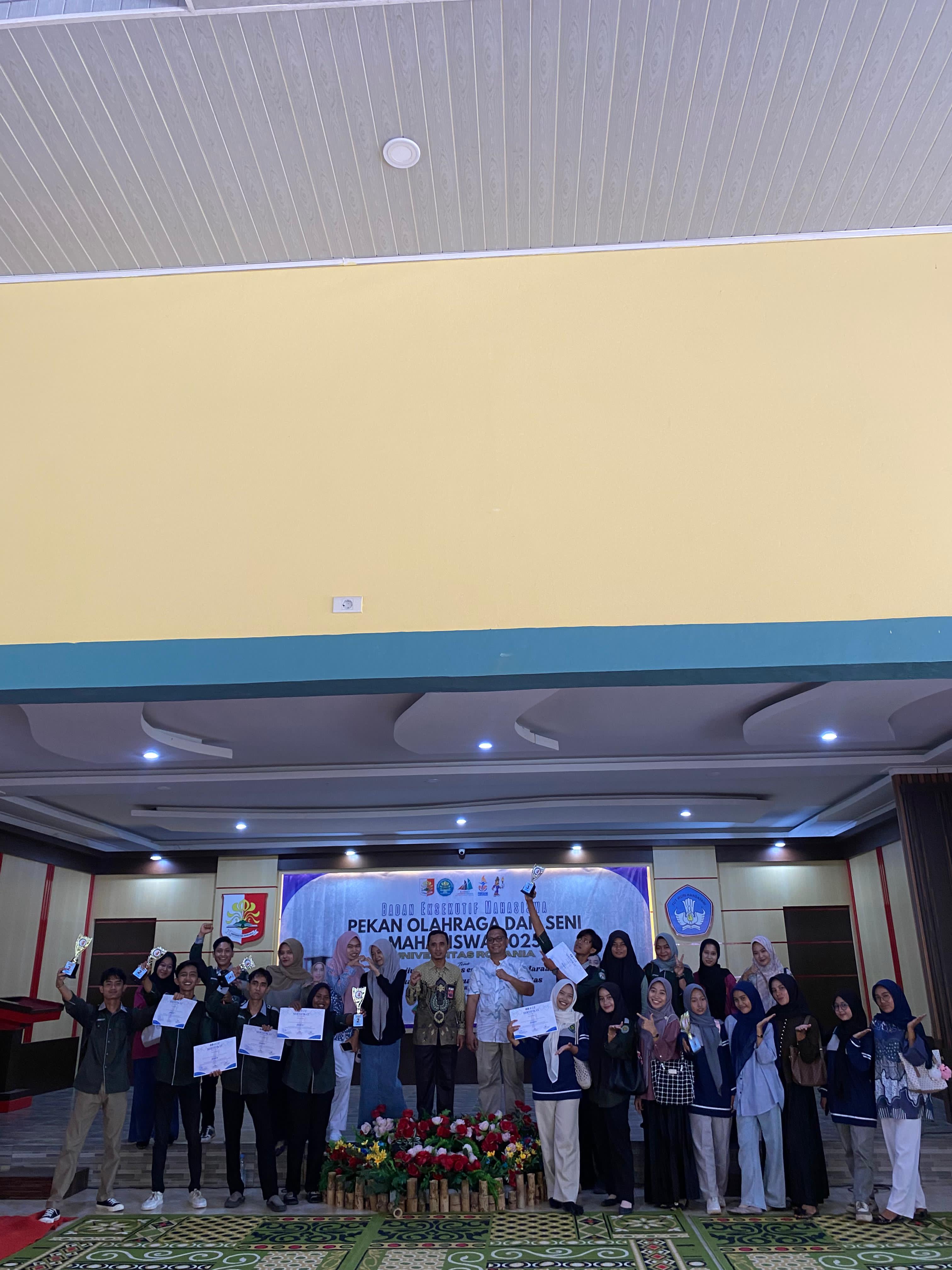 Prodi Pendidikan Teknologi Informasi Raih Prestasi Membanggakan di POSRSENI Universitas Rokania 2025