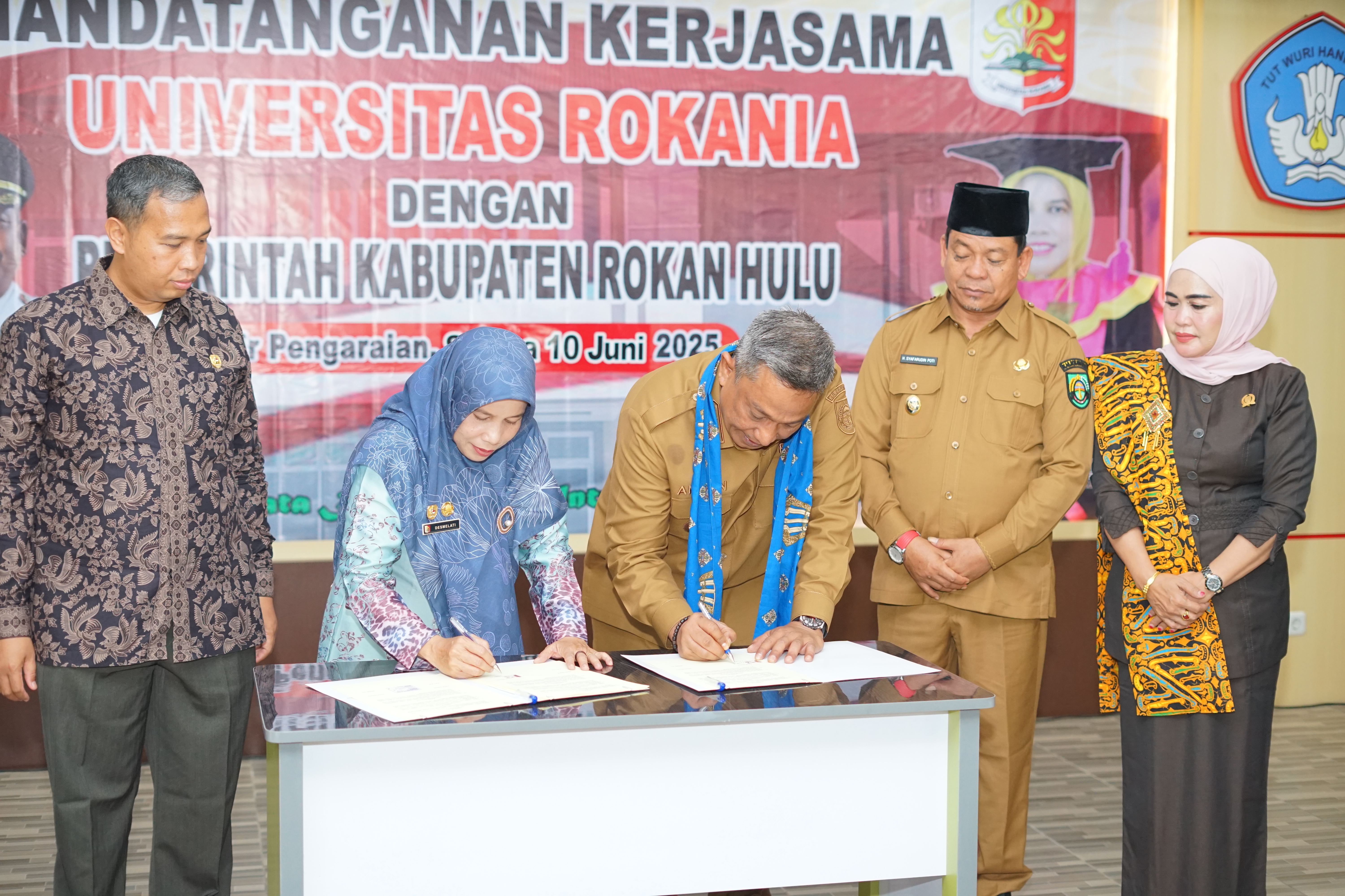 Kolaborasi Strategis: Universitas Rokania dan Pemkab Rokan Hulu Jalin Kerja Sama dan Resmikan Gedung Perpustakaan Baru